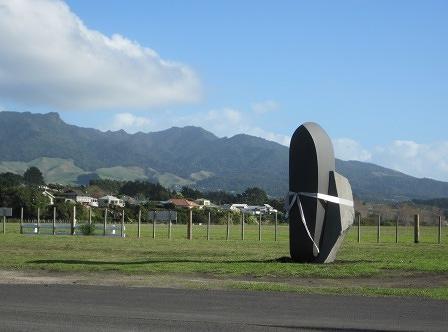 Toki ready for unveiling with Mount Karioi in the background