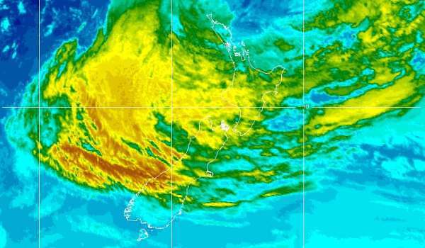 Satellite map from NOAA, 8.25pm on 15th March
