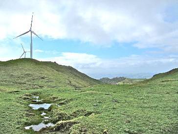 Ramblers off for a walk to the wind farm - Image john Lawson