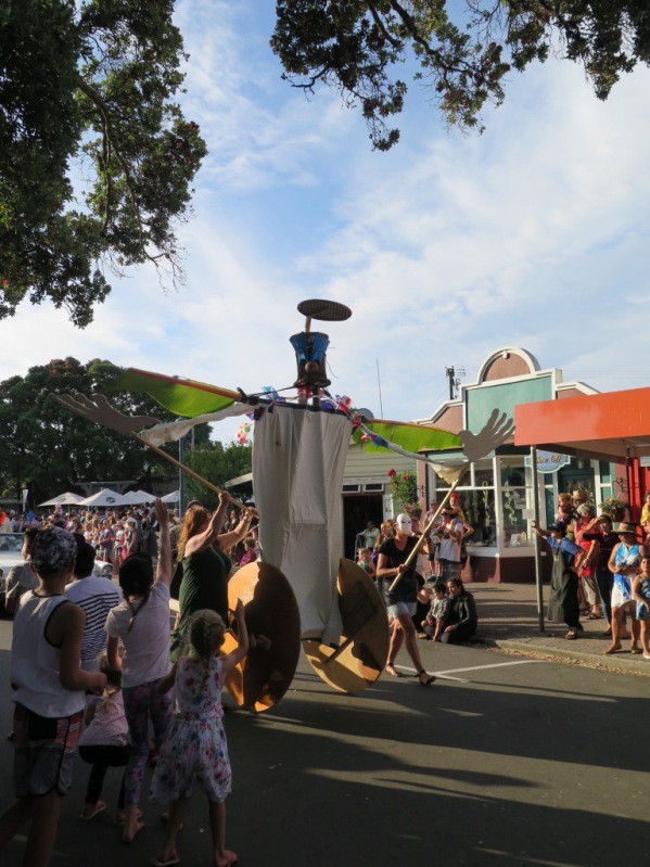 The Angel of Peace promoting world peace