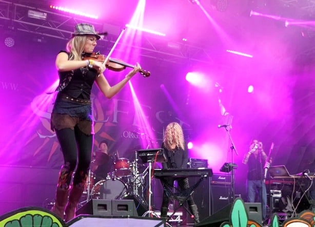 Loonaloop on stage - Image supplied