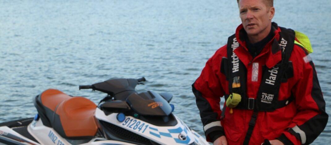 Lifejackets required for paddleboards and dinghies