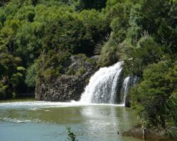Okete waterfalls 100512ramblersoketefalls