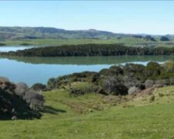 View of Peart’s Finger on the Rambler's Paretata walk. 150226peartsfinger