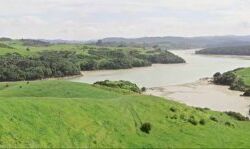 Peart's Finger and the Narrows 151112narrows