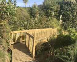 Bridge on walkway from Ngarunui Beach to Bryant Reserve