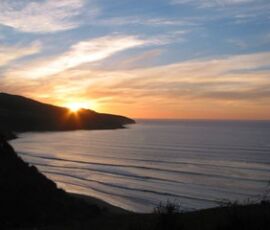 manu_bay_sunset